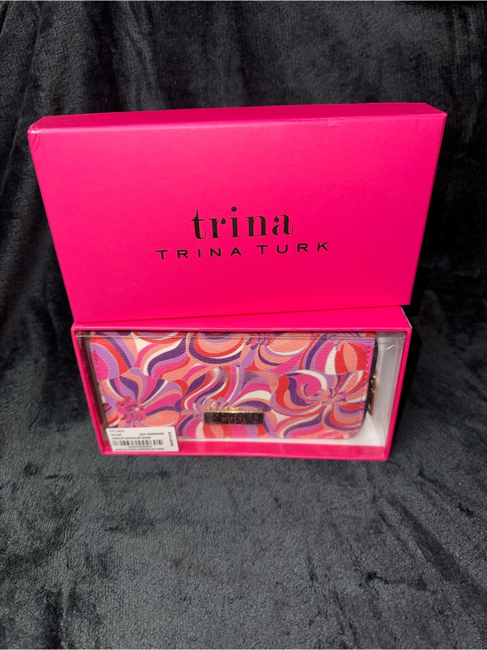 Trina Turk Pink Multicolor Swirl Zip Wallet NIB